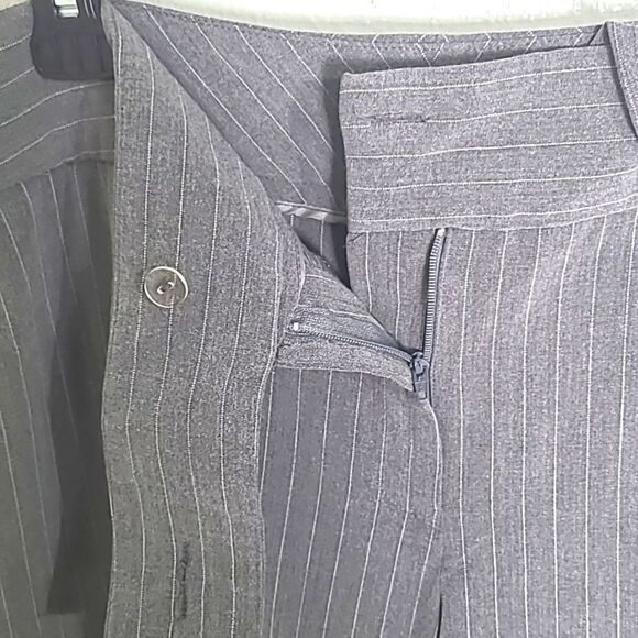 Cato Gray & White Pinstripe Wideleg Pants, Size 16 - Picture 7 of 9